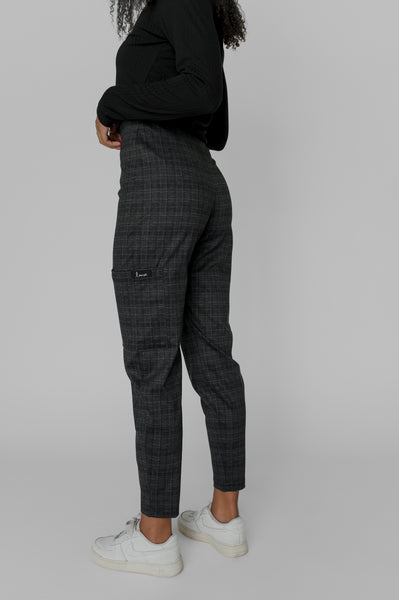 Slim Trouser Pants In Plus Size In Ponte - Oakland Plaid Black